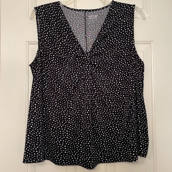 APT 9 Black White Polka Dot Tank Top Knotted V-Neck Sleeveless Plus Size 1X - Picture 2 of 11